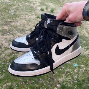 Nike Air Jordan 1 Retro High OG 'Silver Toe' Toddler Size 3Y